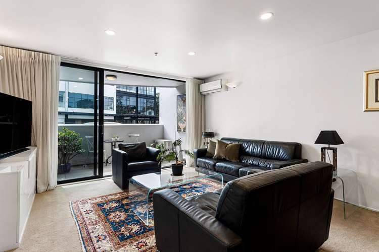 1I/175 Hurstmere Road Takapuna_5