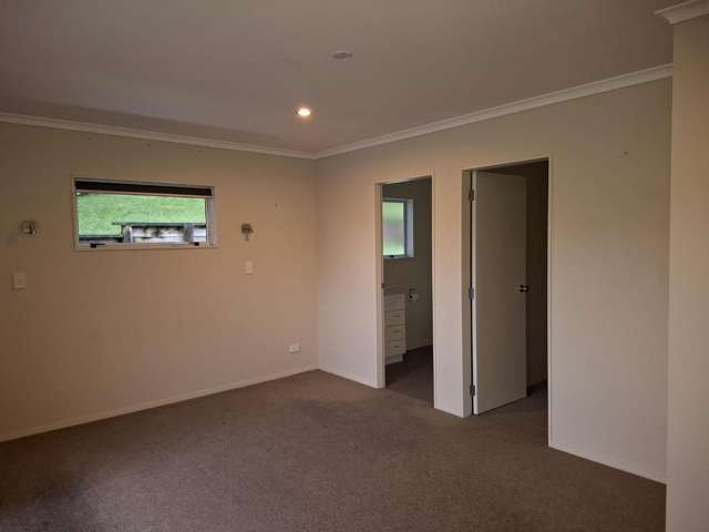 Address withheld Thames_3