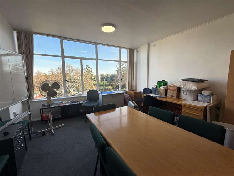 Suite 204, Level 1. 1 Knights Road Hutt Central_5