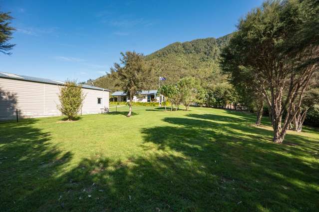 4 Worlds End Road Tennyson_1