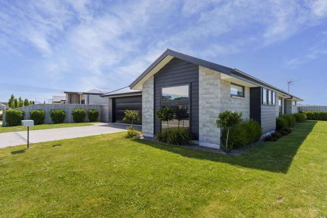 21 Oakleigh Street Woodend_2