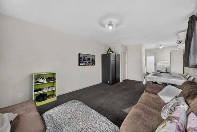 3/574 Hereford Street Linwood_2