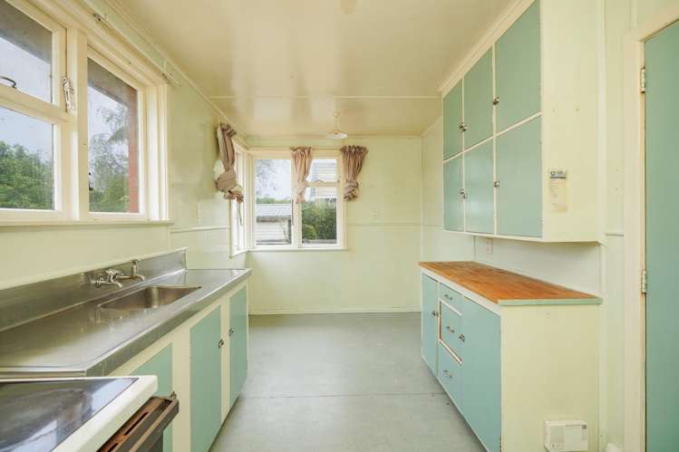 300 Conyers Street_3