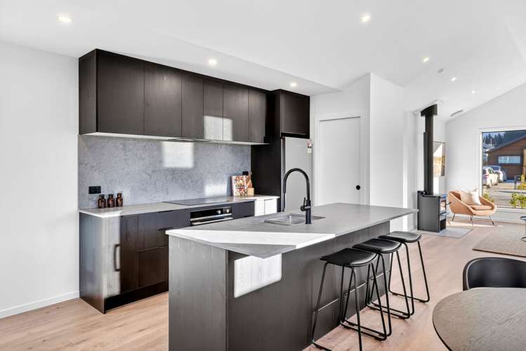 113 Wooing Tree Avenue Cromwell_6