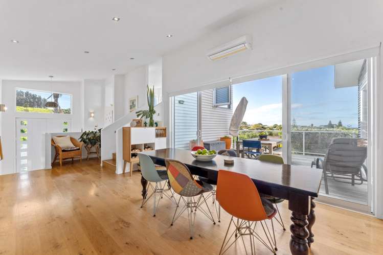 79 Hauraki Road Leigh_12
