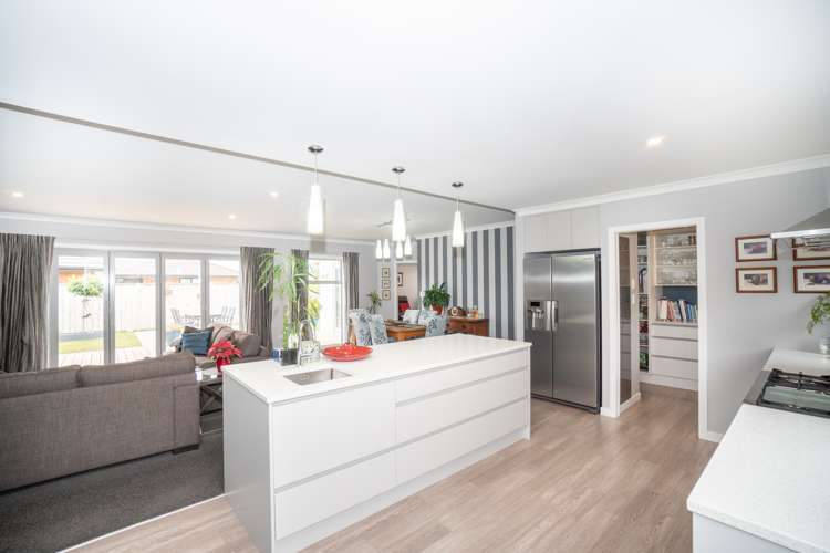 32 Liberty Grove Kelvin Grove_7