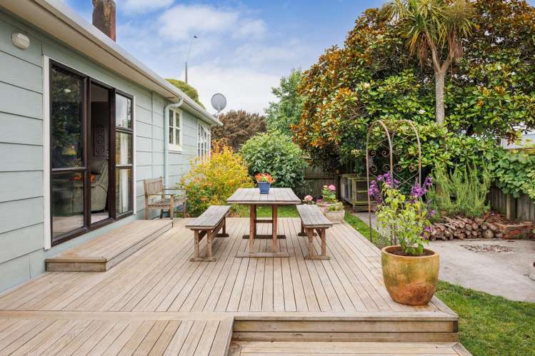 920 Tremaine Avenue Roslyn_18