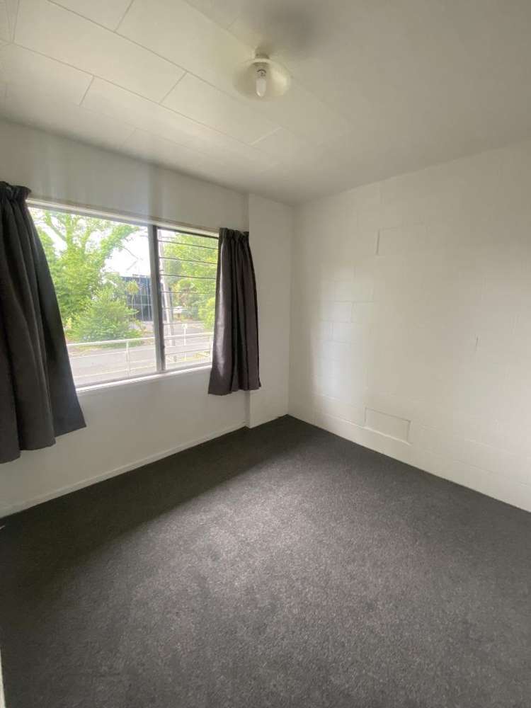 2/22 Hardley Street 10463_6