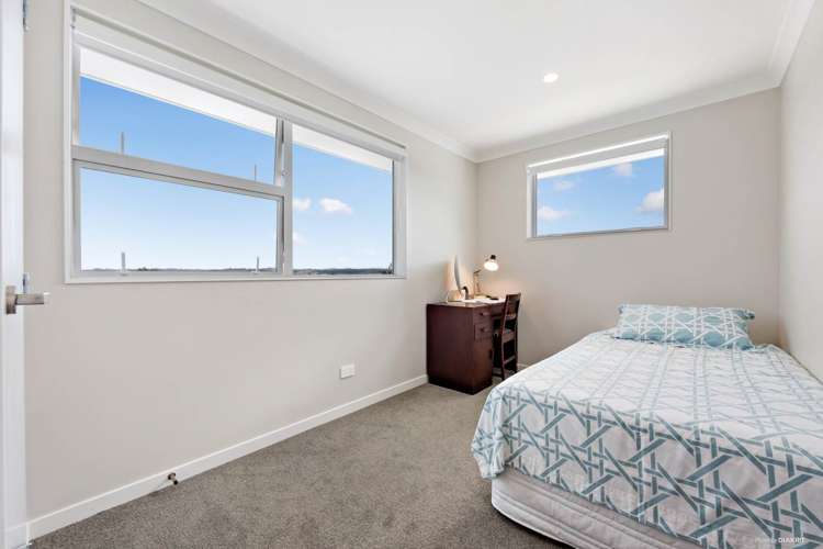 8 Spyglass Street Red Beach_20