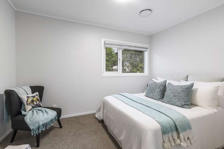 17 John Witton Drive Crofton Downs_11