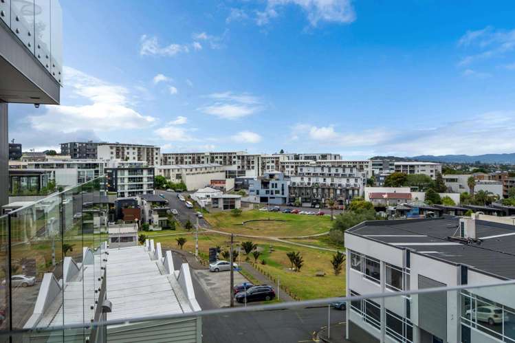 207 (3G)/121 Newton Road Eden Terrace_8