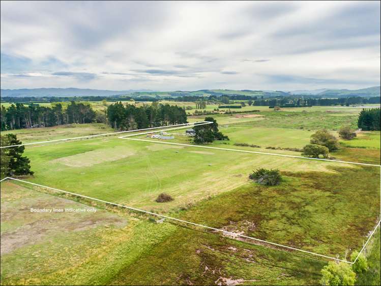 72 Newcombes Road_4