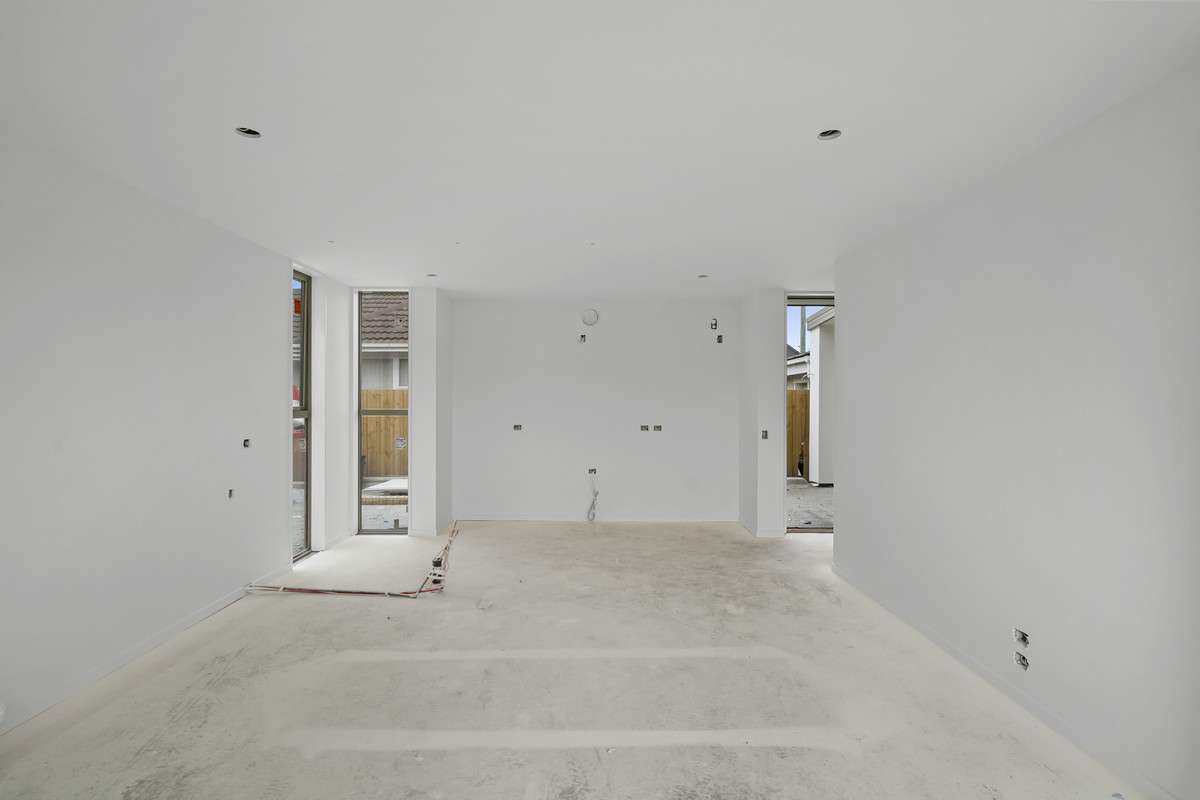 1-4/39 Antigua Street_2