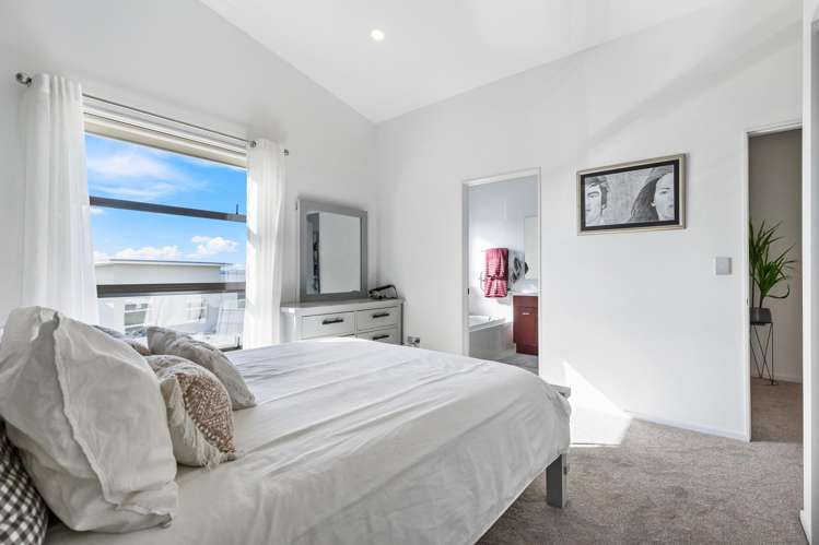 18/40 Scarlet Oak Drive Schnapper Rock_10