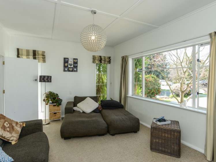 37 Harpham Street Taradale_13