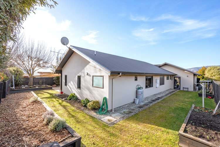 6 Hyland Street Wanaka_19