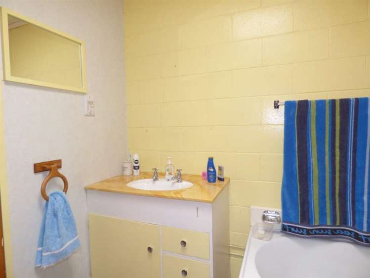 64 Gradara Avenue Otorohanga_13