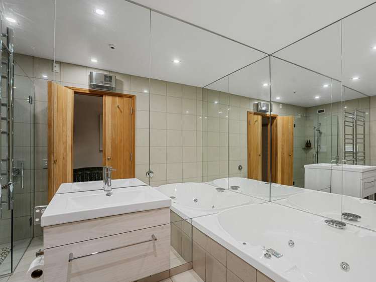 1.2/153 Ardmore Street Wanaka_9