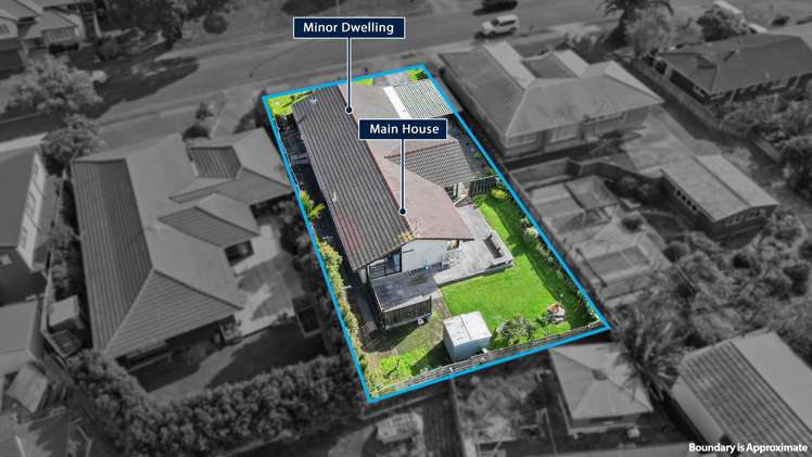 32 Borrowdace Avenue Botany Downs_15