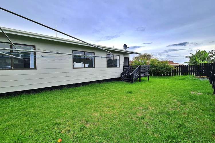 11a De Bloge Place Clendon Park_12