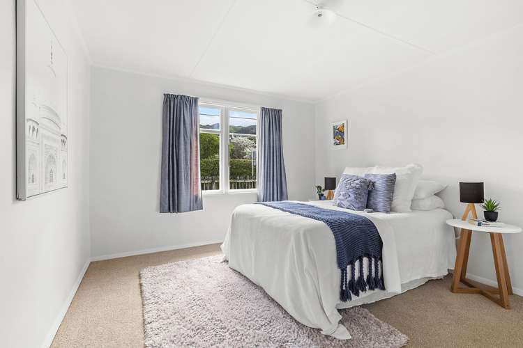 10 Findlay Street Tawa_16