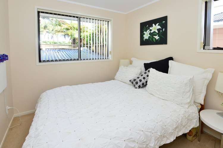 18 Doment Crescent Orewa_8