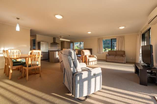 84a Florance Avenue Russell_2