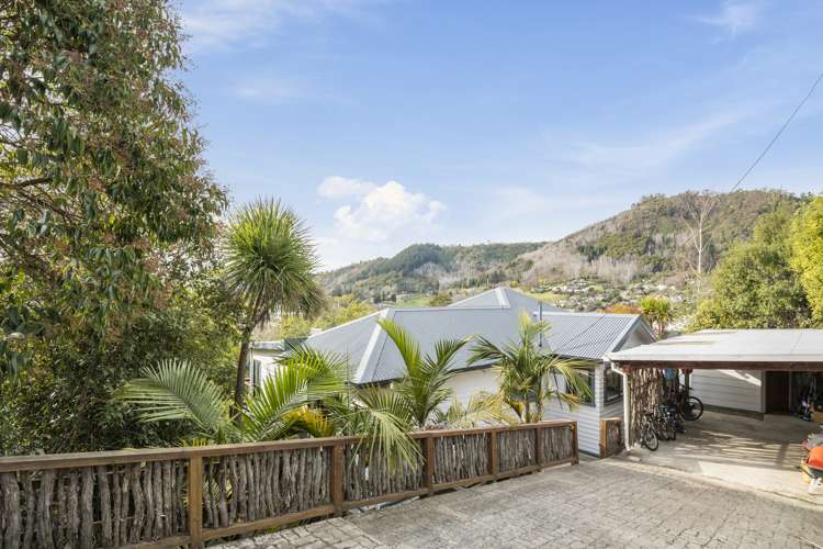 55 Jenner Road Toi Toi_13