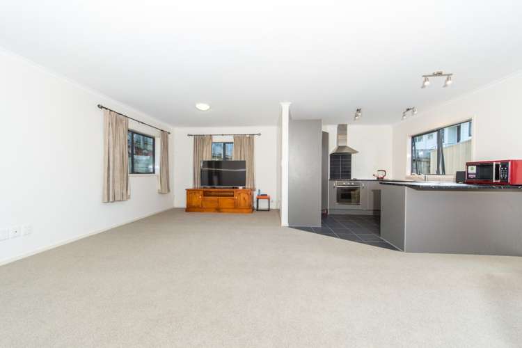 2a Kilcar Place Massey_6