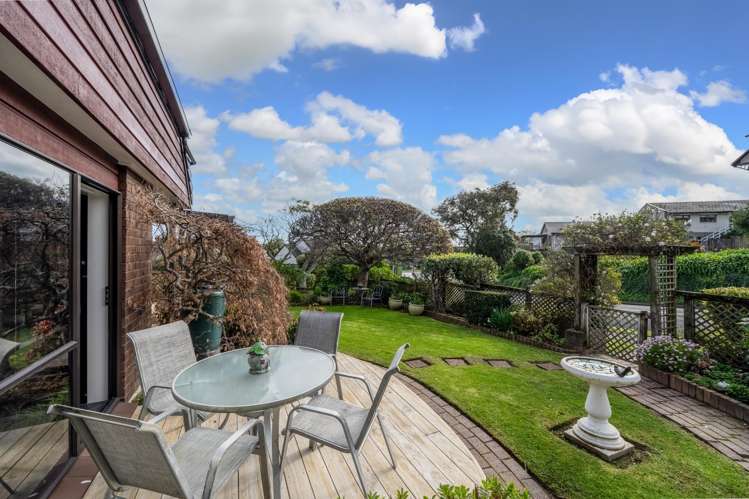 1/2 Basilton Close Bucklands Beach_32