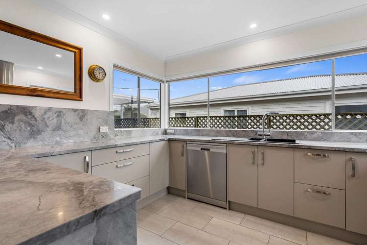 1/111 Parkers Road Tahunanui_2