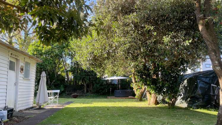24 Harbour View Road Te Atatu Peninsula_11