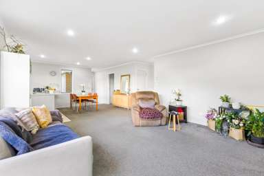 11 Captain Mitchell Drive_3