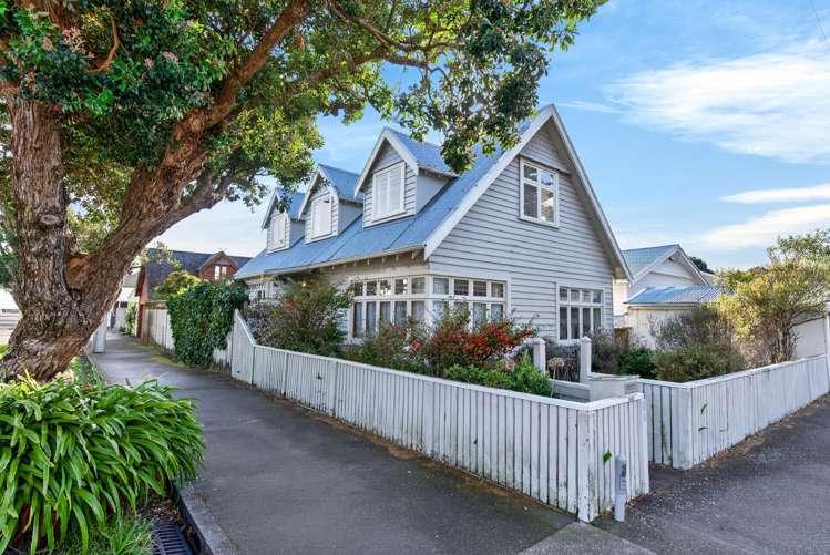 44 Oroua Street Eastbourne_33