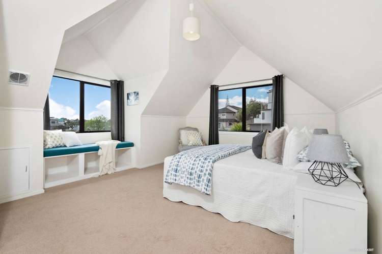 2/8 Sunward Rise Glenfield_6