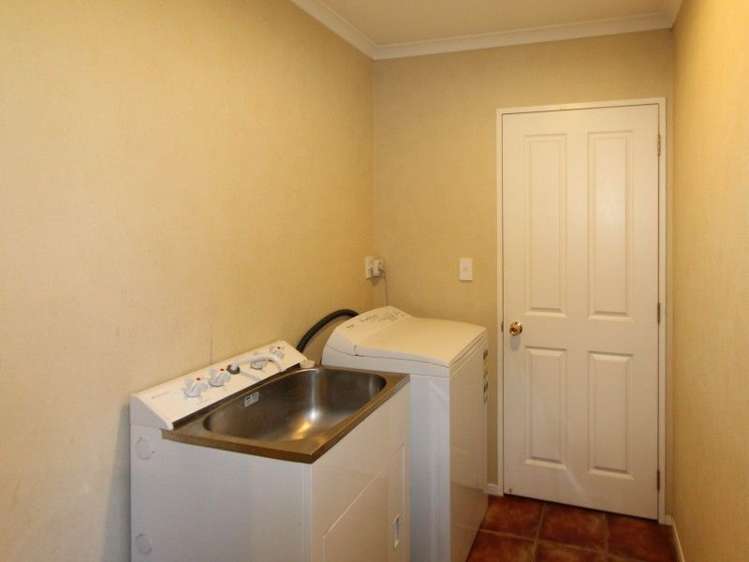 83 Rimuvale Street Pukehangi_18