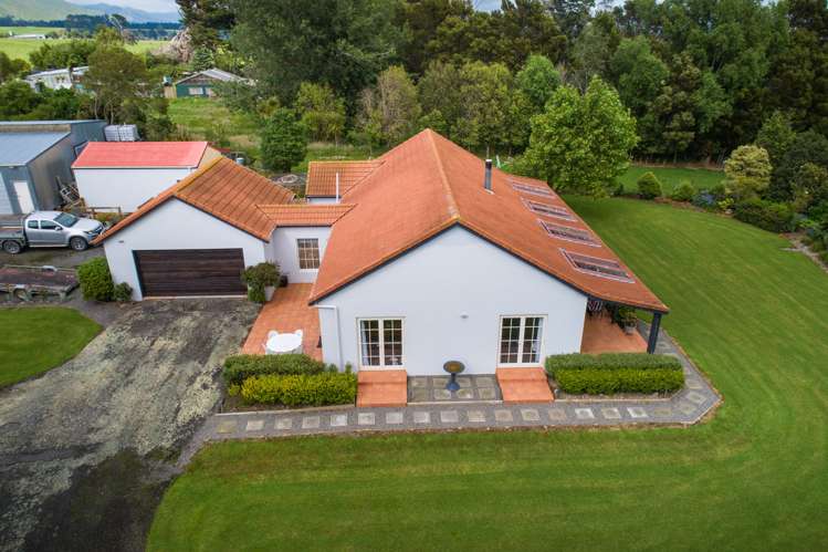 120 Williams Road Tokomaru_4