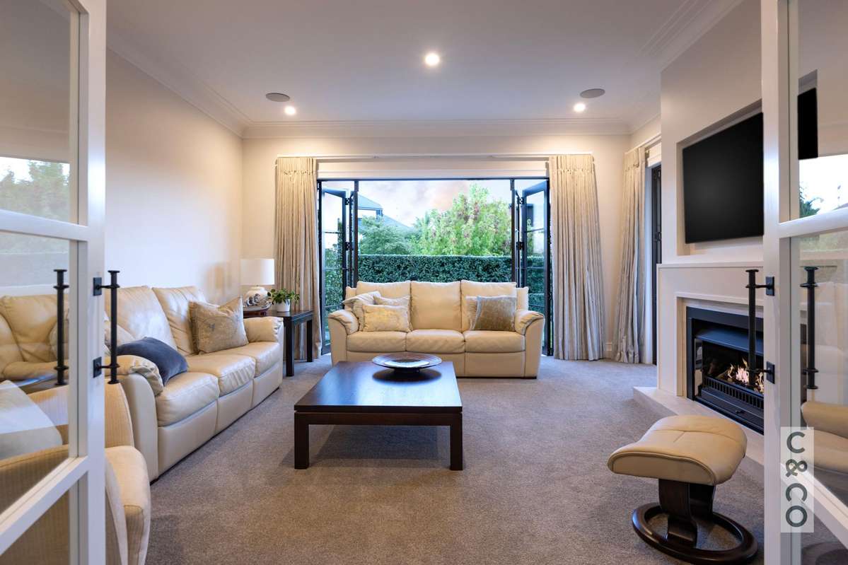 8 Tauwaka Crescent_4