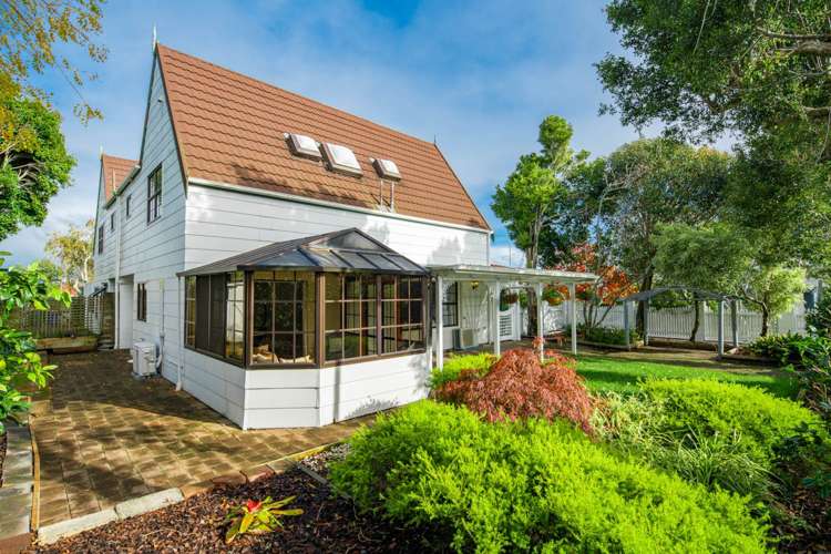 1/2 Kitewao Street Northcote_13