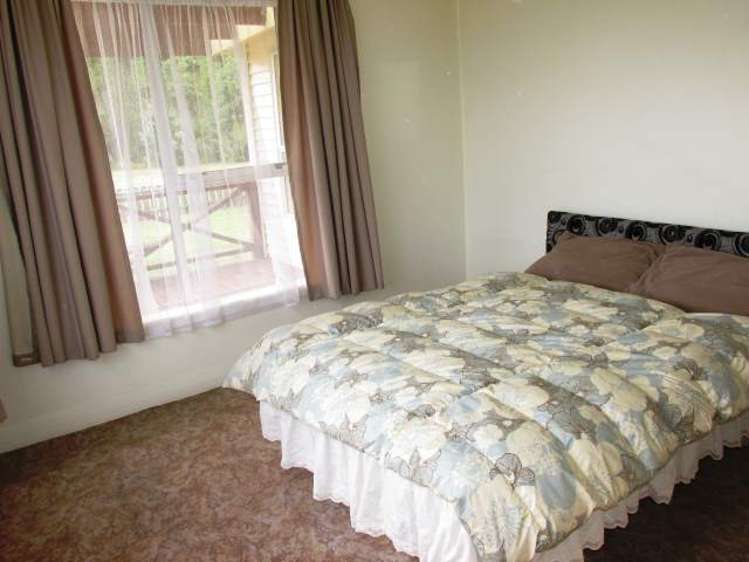 1 Ross Street Reefton_6