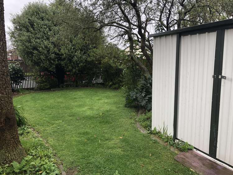 3 Roydon Drive Templeton_19