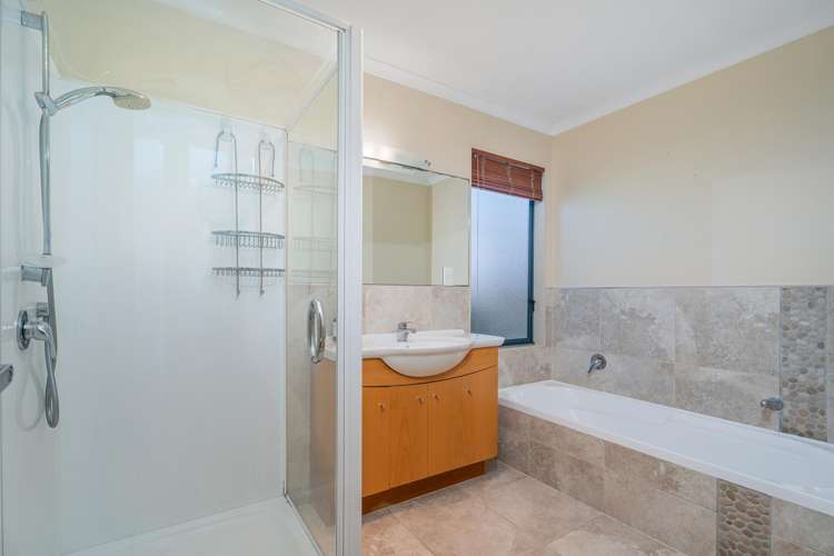 21 Charles Green Drive Cooks Beach_19