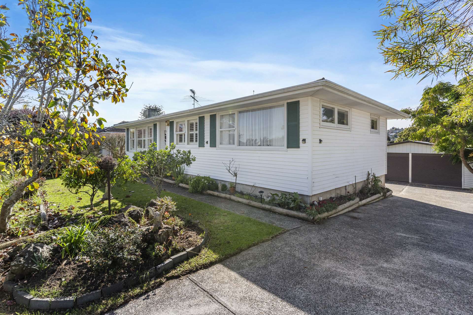 3 Crocombe Crescent Beach Haven_0