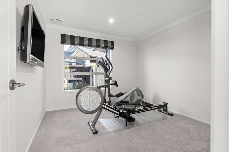 140 Saint James Drive Huntington_26