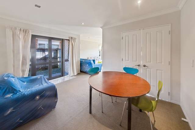 16 Mandival Avenue Flat Bush_2