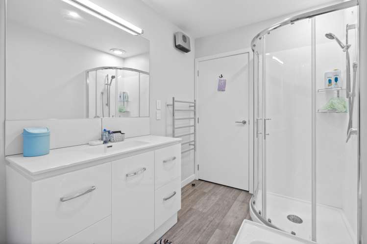 148 Derwent Crescent Glengarry_11