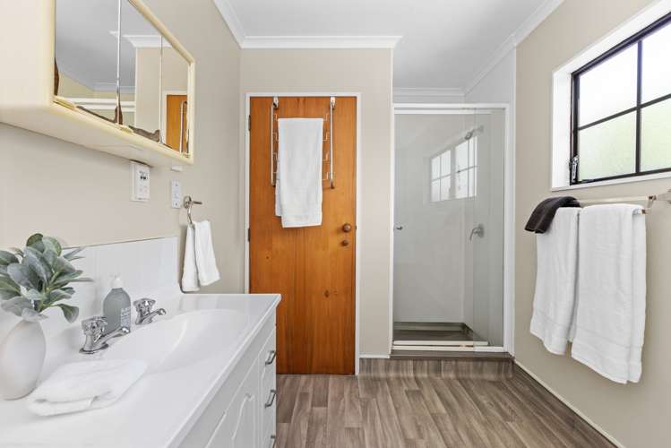 2/409 Knight Street Hastings_14