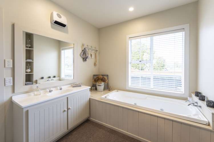 66 Dallington Terrace Dallington_14