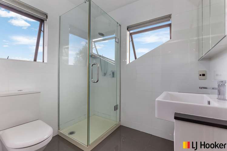 180 Carnoustie Drive Wattle Downs_17