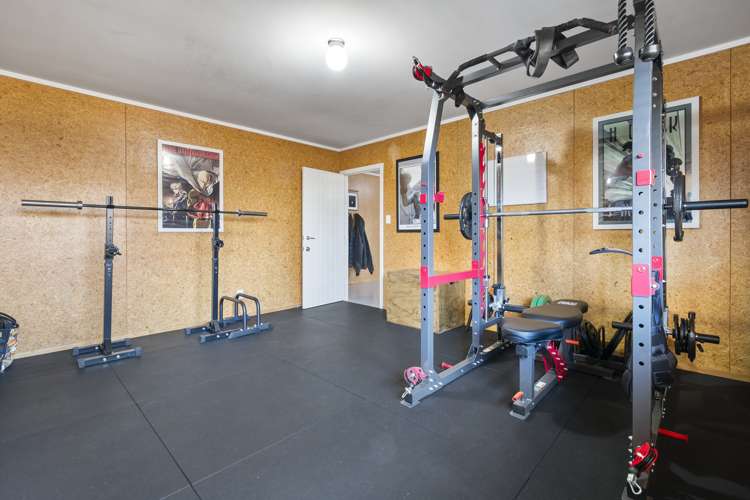 16 Chestnut Close Kelvin Grove_18